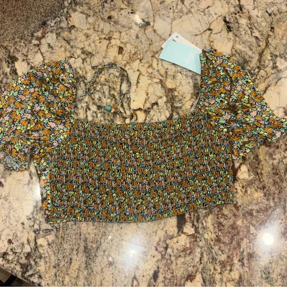 Maaji Blossom Briella Cover-Up Crop Top Ditsy Floral Short Sleeve Ribbon Tie NWT - Picture 11 of 11